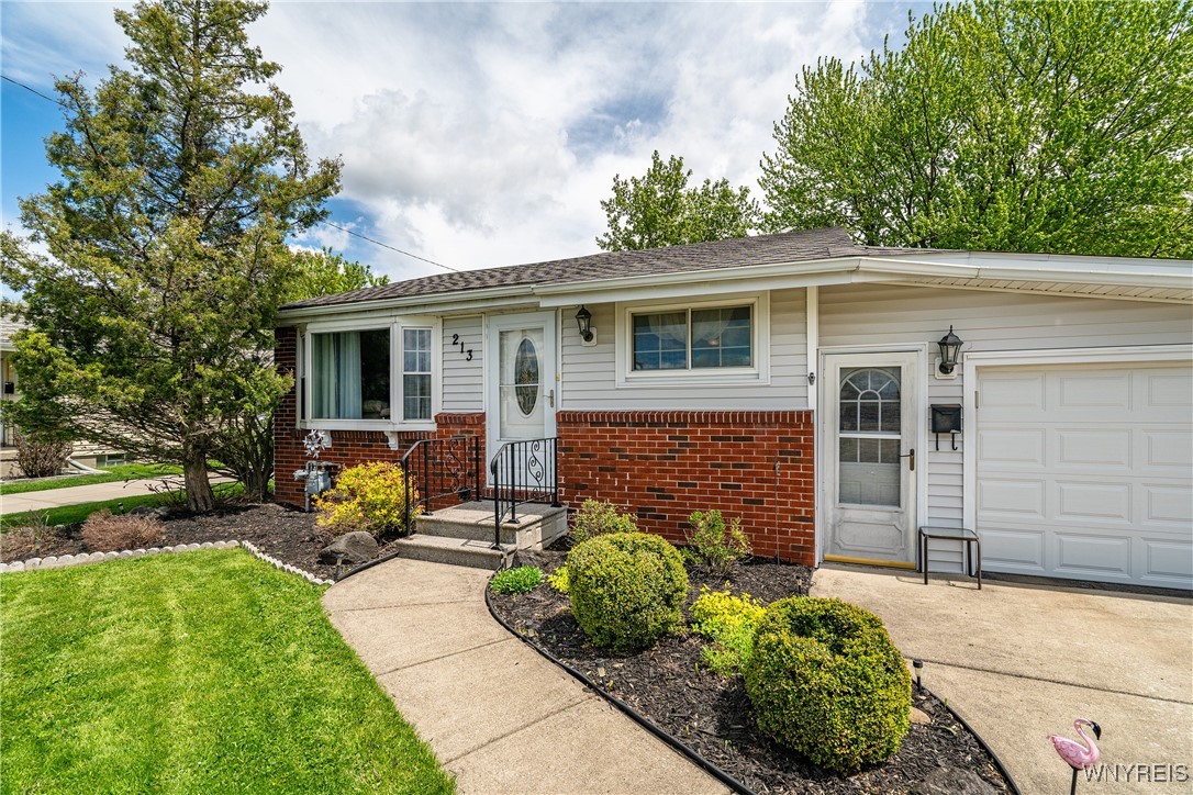 213 Seabert Avenue, Cheektowaga, New York image 2