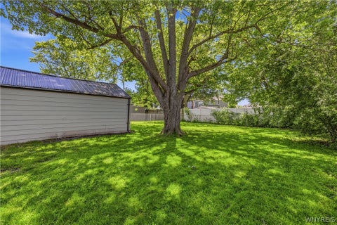 Tiny photo for 298 Lowell Road, Tonawanda, NY 14217 (MLS # B1693373)