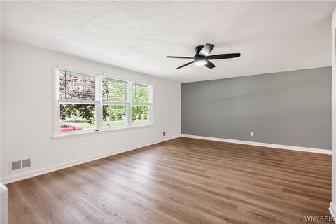 Tiny photo for 8 Putnam Cir CIR, Perinton, NY 14450 (MLS # B1684918)