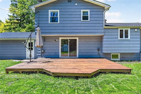 Tiny photo for 8 Putnam Cir CIR, Perinton, NY 14450 (MLS # B1684918)