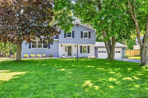 Tiny photo for 8 Putnam Cir CIR, Perinton, NY 14450 (MLS # B1684918)