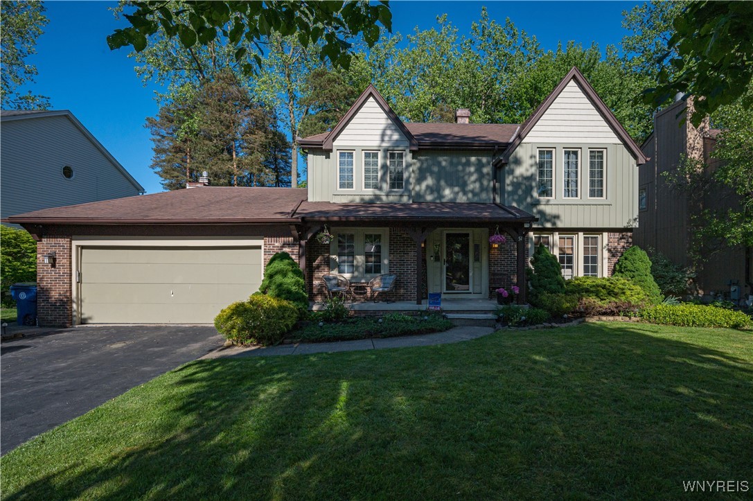 51 Silver Thorne Drive