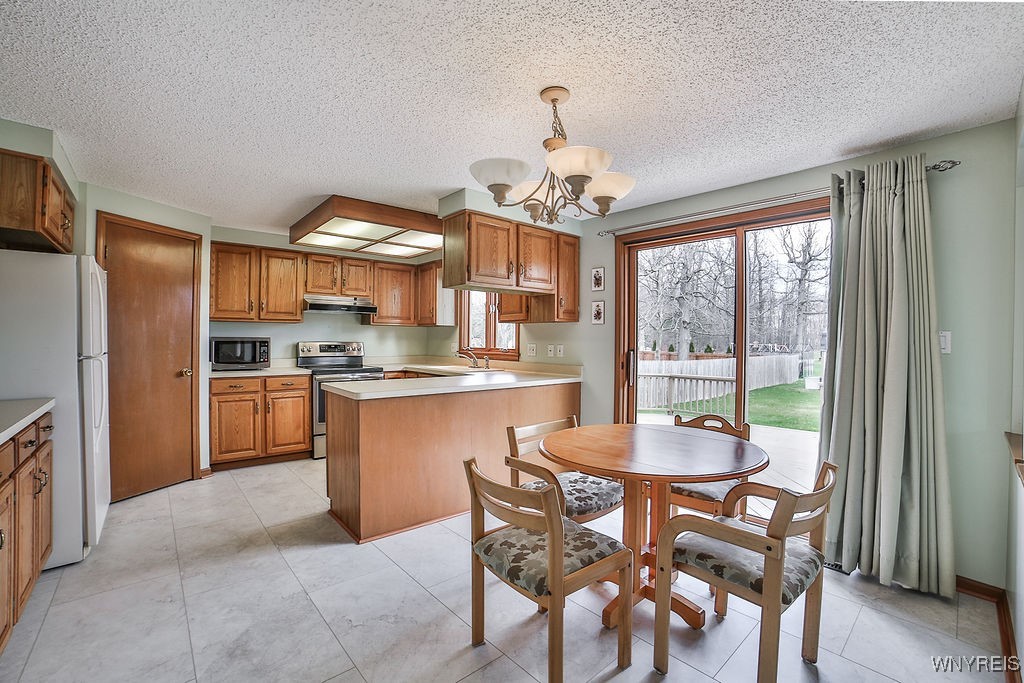 11 Royal Oak Circle, Grand Island, New York image 10