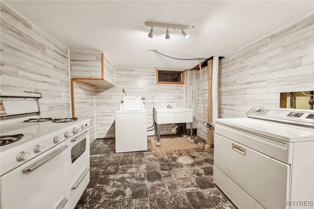 1309 George Urban Boulevard, Cheektowaga, New York image 25