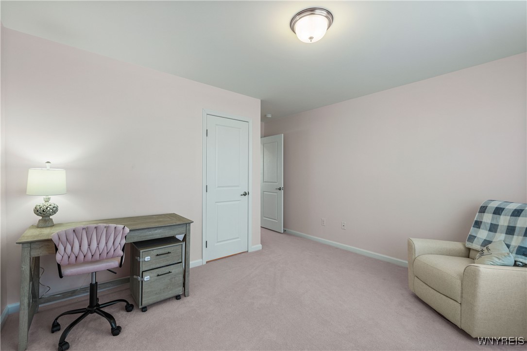 6767 Willow Ridge Drive, Hamburg, New York image 30