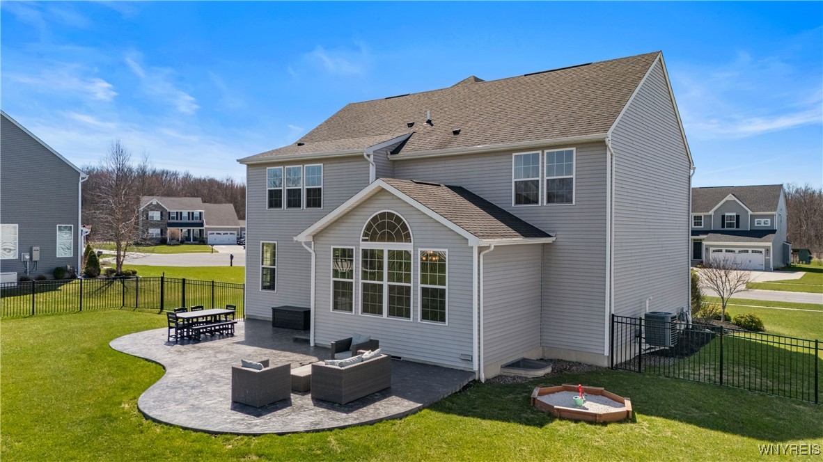 6767 Willow Ridge Drive, Hamburg, New York image 40