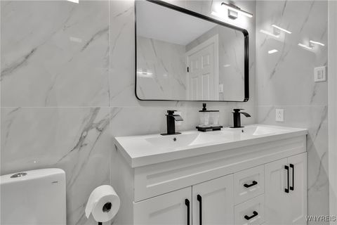 Tiny photo for 27 Basswood Drive, Cheektowaga, NY 14227 (MLS # B1660838)