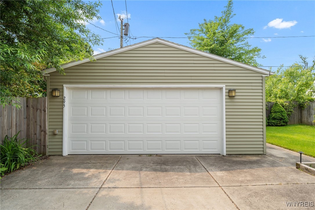 295 Clark Street, Tonawanda, New York image 2