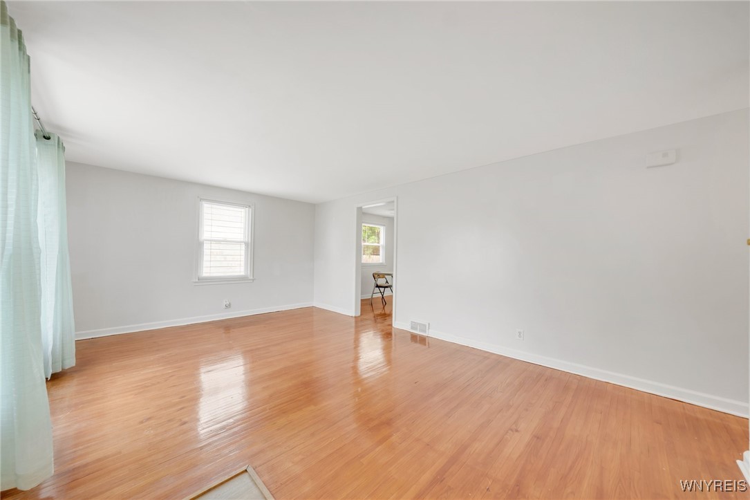 295 Clark Street, Tonawanda, New York image 5