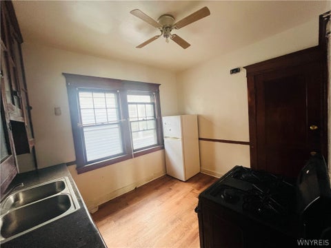 Tiny photo for 222 Jewett Avenue, Buffalo, NY 14214 (MLS # B1669130)