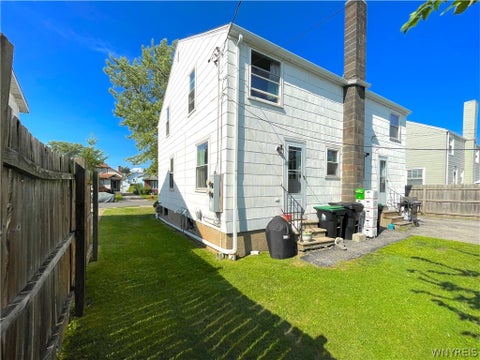 Tiny photo for 360 Kinsey Avenue, Tonawanda, NY 14217 (MLS # B1712160)