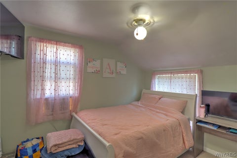 Tiny photo for 360 Kinsey Avenue, Tonawanda, NY 14217 (MLS # B1712160)