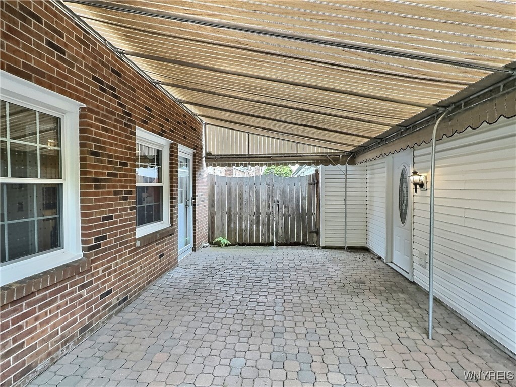 150 Hickory Hill Road, Amherst, New York image 25