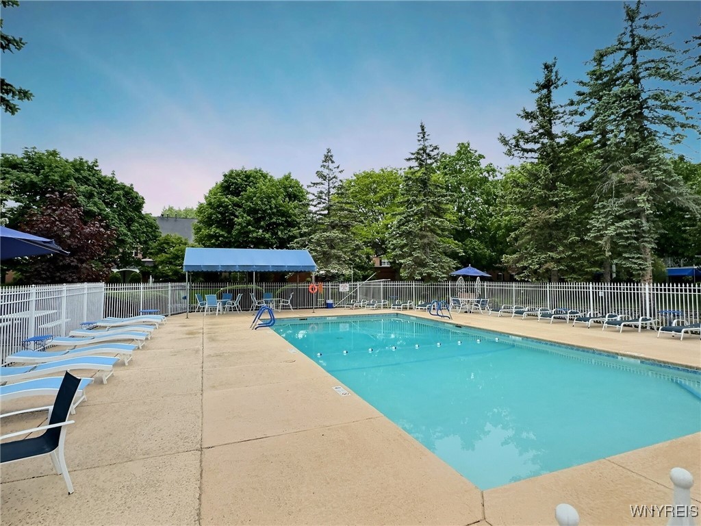 150 Hickory Hill Road, Amherst, New York image 27