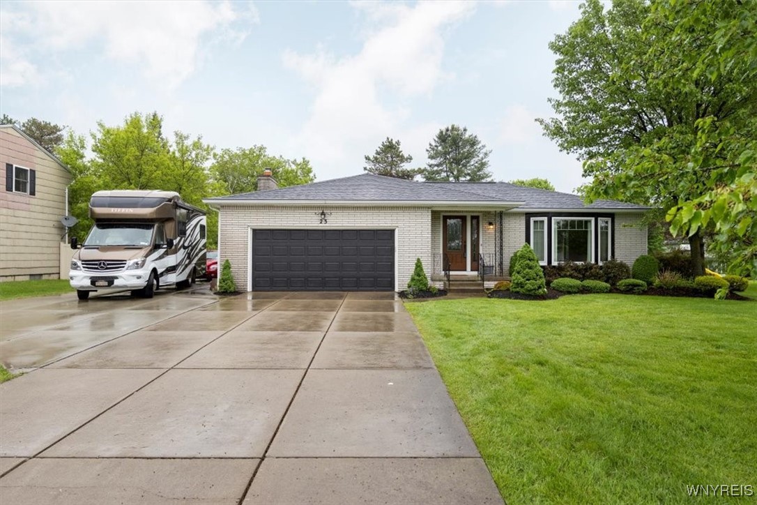 23 Bittersweet Lane, Orchard Park, New York image 2