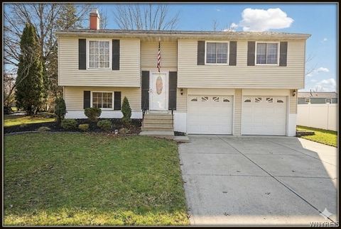 Homes For Sale - 3576 Connie Trail<br/> Hamburg, NY 14219