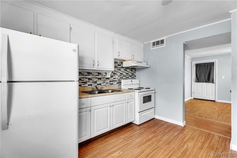 Tiny photo for 16 Bellah Place #10, Tonawanda, NY 14150 (MLS # B1723715)