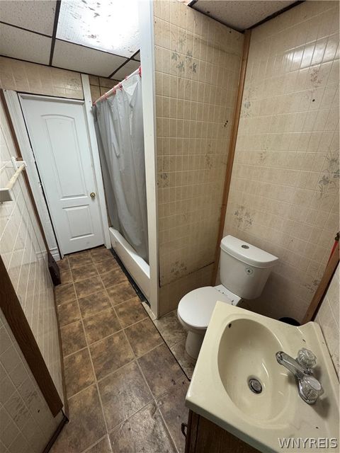 Tiny photo for 2658 Main Street, Niagara Falls, NY 14305 (MLS # B1683248)
