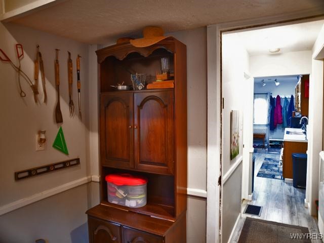 217 Melrose Avenue, Camillus, New York image 18