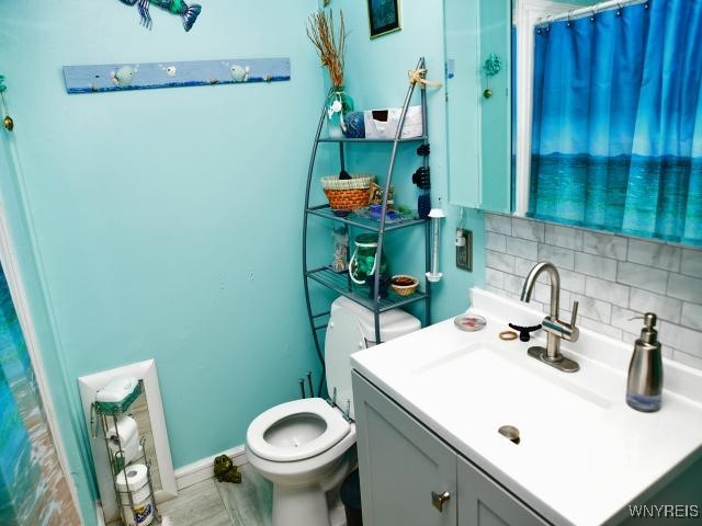 217 Melrose Avenue, Camillus, New York image 13