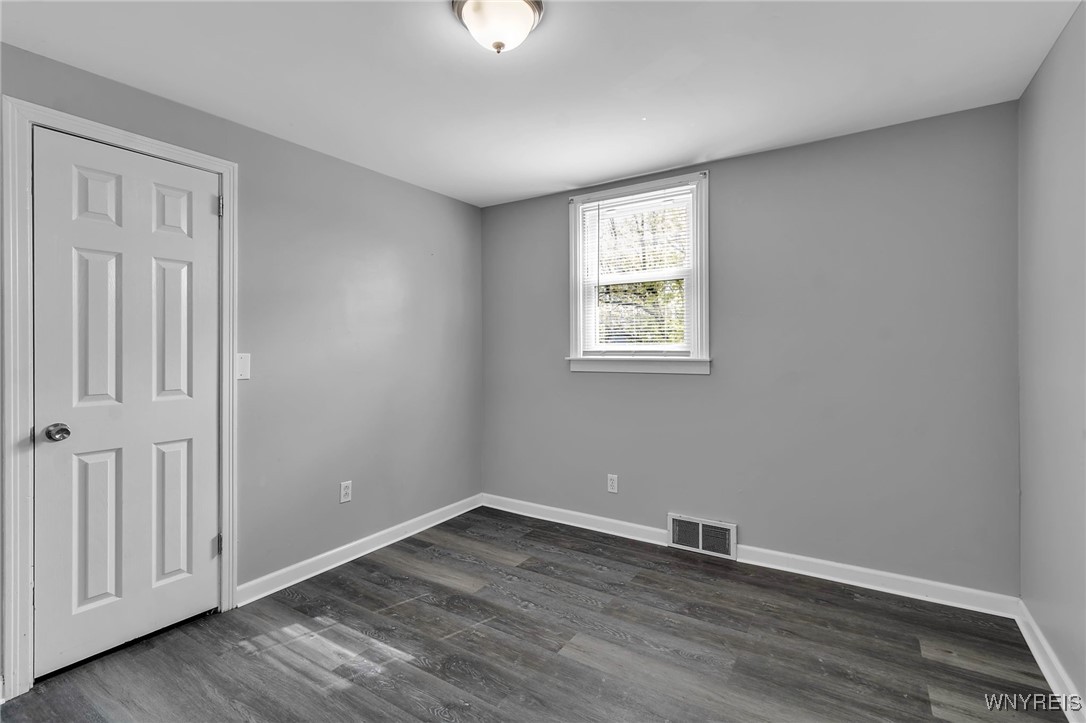 238 Midland Avenue, Tonawanda, New York image 25