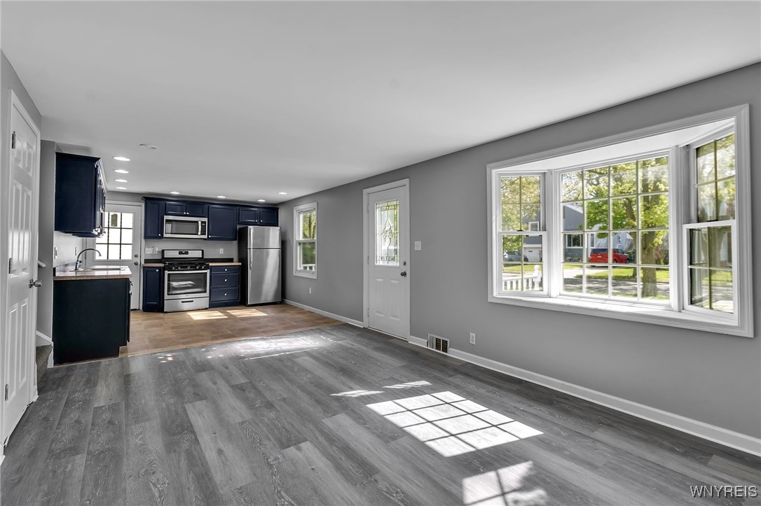 238 Midland Avenue, Tonawanda, New York image 2