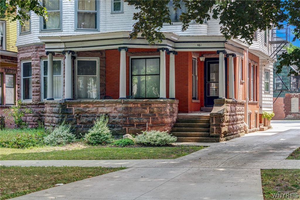 Photo of 461 Linwood Avenue, Buffalo, NY 14209 (MLS # B1666382)