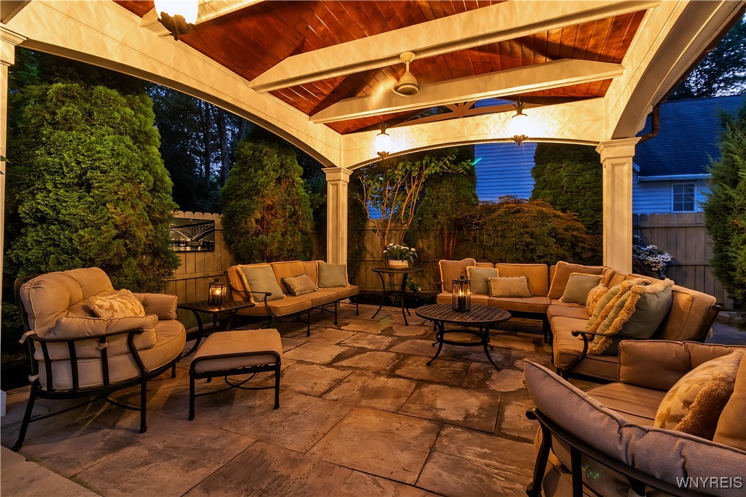8409 Bridlewood Drive