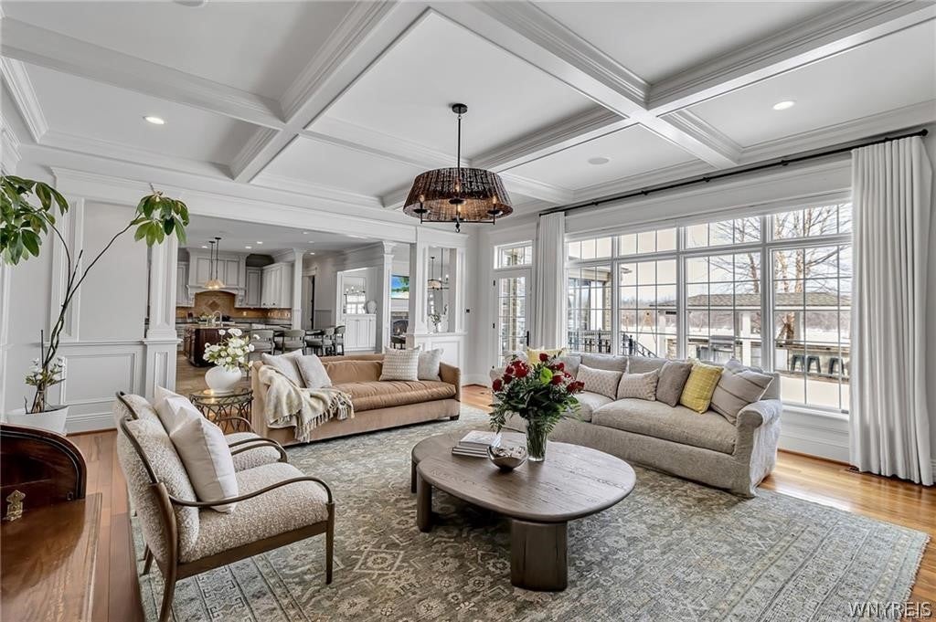 7260 Country View Lane