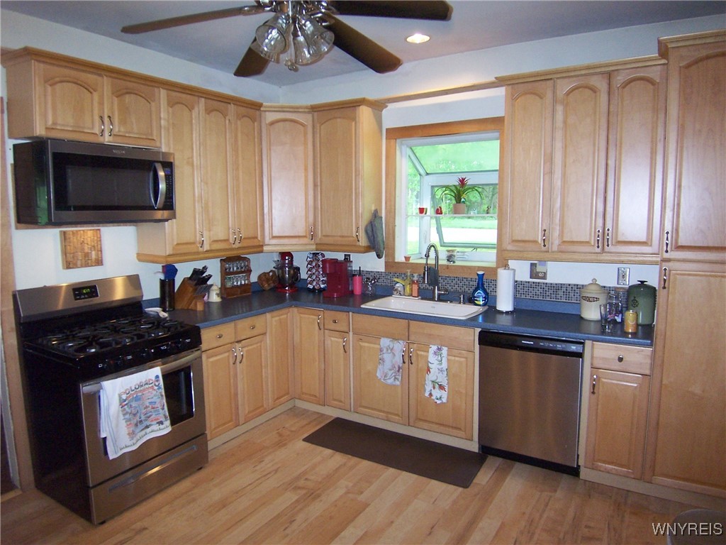 3625 High Street, Walworth, New York image 12