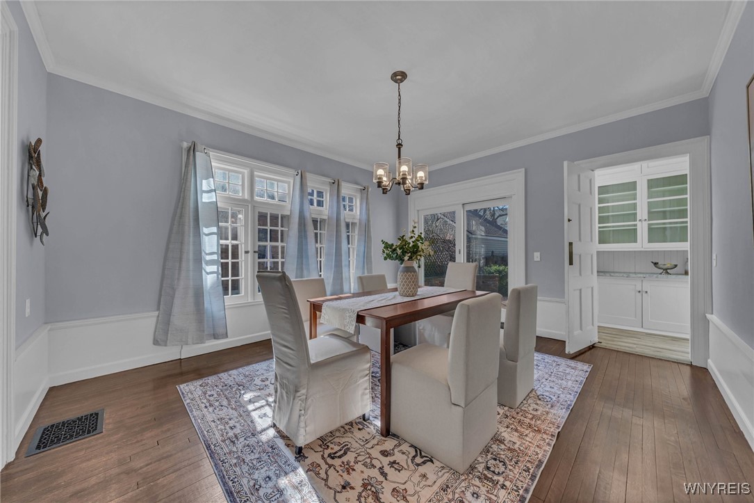 14 Dorchester Road, Buffalo, New York image 11
