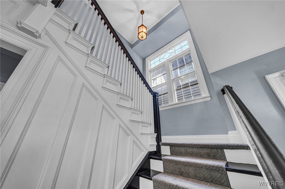 14 Dorchester Road, Buffalo, New York image 22