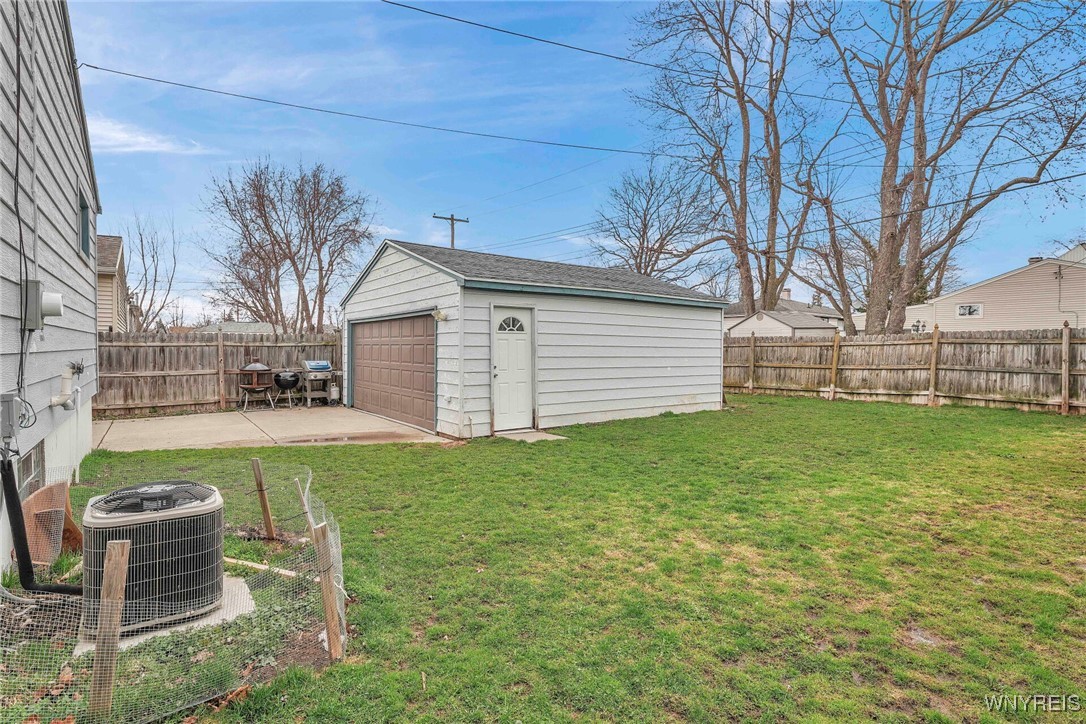 41 John Brian Lane, Cheektowaga, New York image 7
