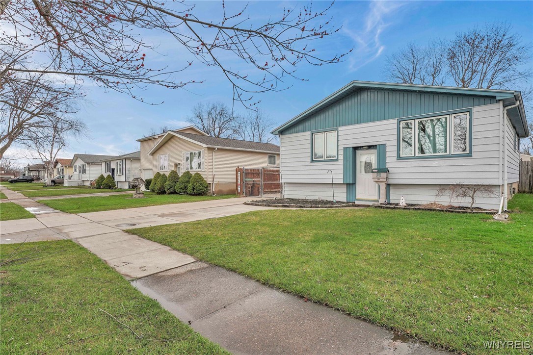 41 John Brian Lane, Cheektowaga, New York image 2