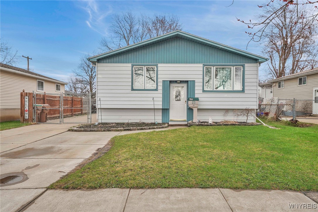 41 John Brian Lane, Cheektowaga, New York image 1