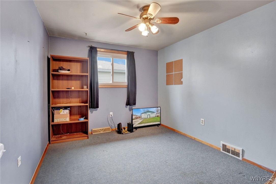 41 John Brian Lane, Cheektowaga, New York image 18