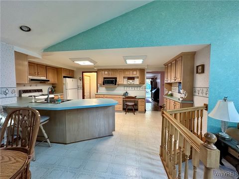 Tiny photo for 275 Cindy Drive, Amherst, NY 14221 (MLS # B1648582)