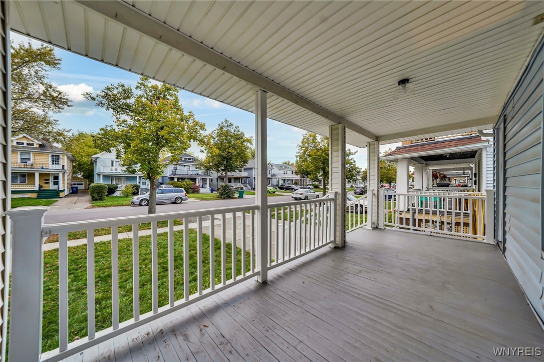 301 Crestwood Avenue