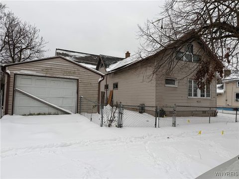 Photo of 103 Austin Street, Buffalo, NY 14207 (MLS # B1655060)