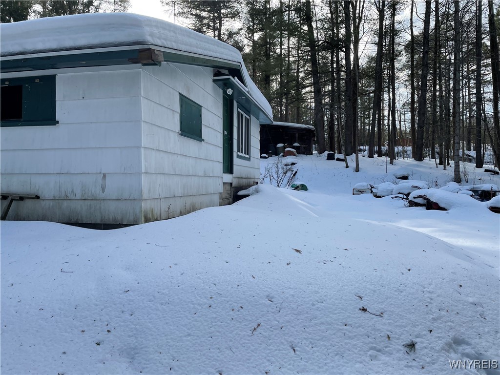 9431 Savage Road, Holland, New York image 3