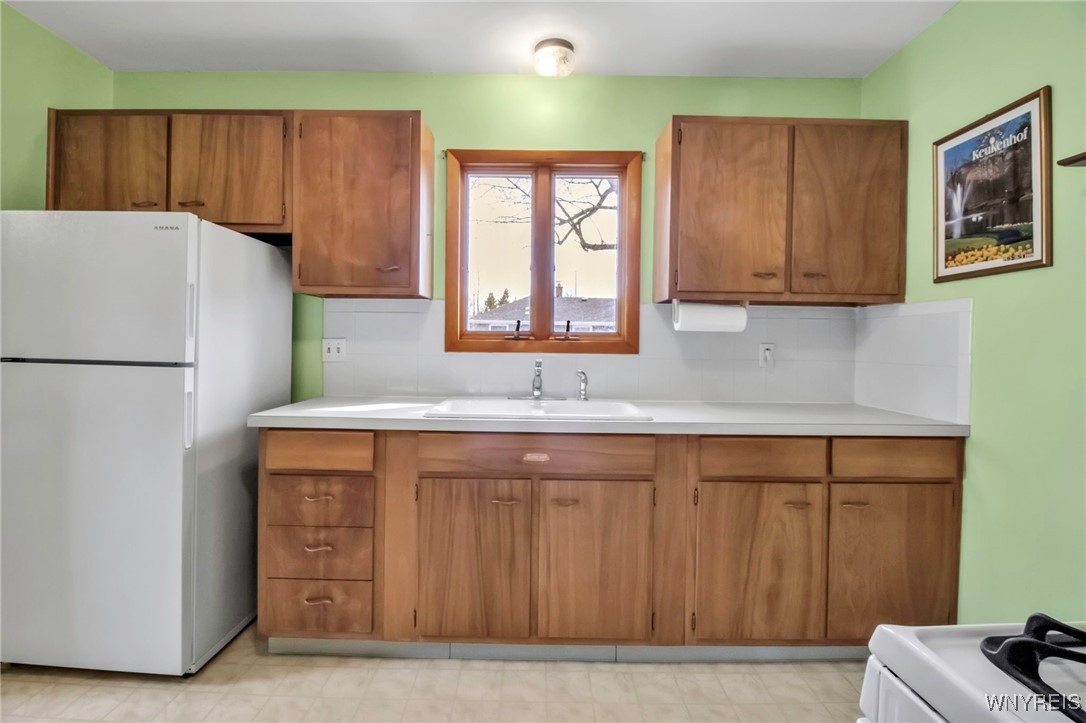 175 Broezel Avenue, Lancaster, New York image 9