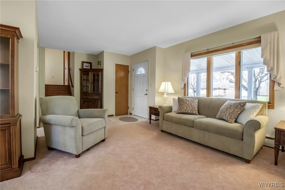175 Broezel Avenue, Lancaster, New York image 4