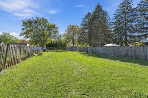 Tiny photo for 191 Rumbold Ave AVE, North Tonawanda, NY 14120 (MLS # B1724282)