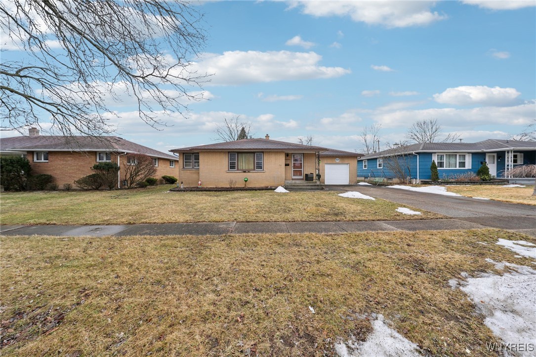 24 Greenwood Circle, North Tonawanda, New York image 2