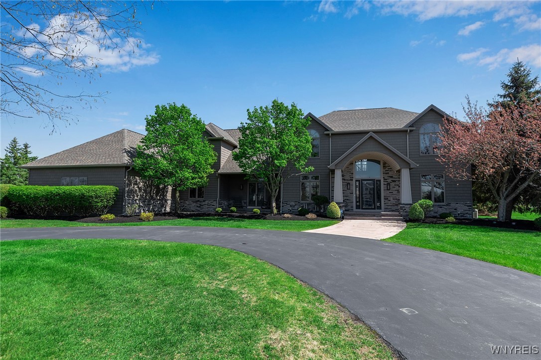 5276 Mallard Roost, Clarence, New York image 3