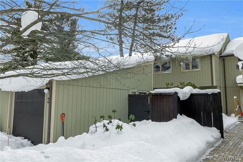 Photo of 3 Tunbridge Walke, Aurora, NY 14052 (MLS # B1661742)