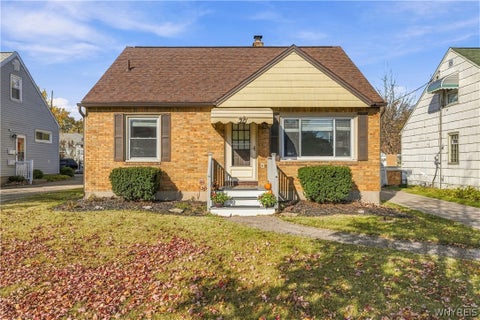 Photo of 92 Arcade Avenue, Amherst, NY 14226 (MLS # B1723038)