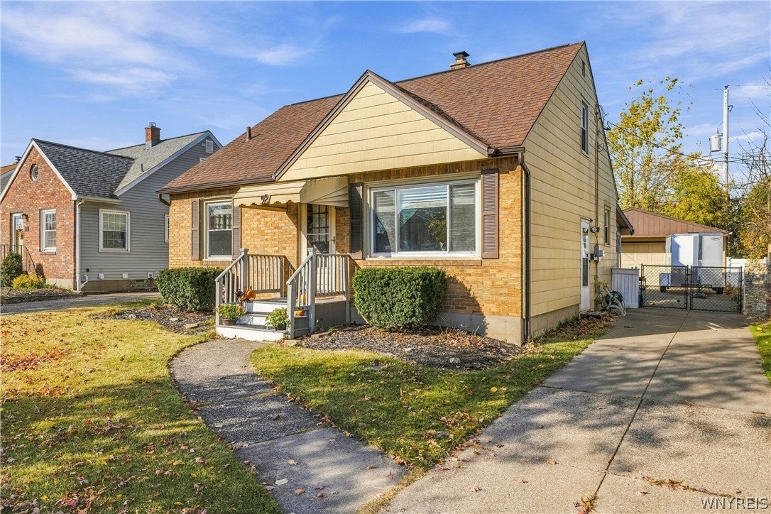 92 Arcade Avenue