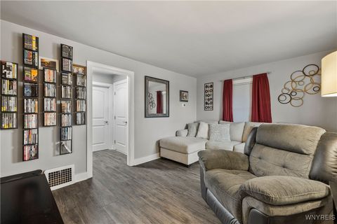 Tiny photo for 370 Washington Avenue, Tonawanda, NY 14127 (MLS # B1655462)