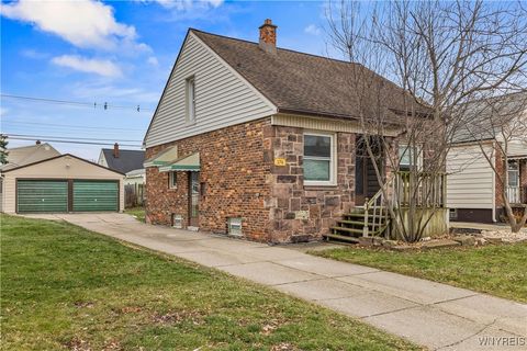 Photo of 370 Washington Avenue, Tonawanda, NY 14127 (MLS # B1655462)